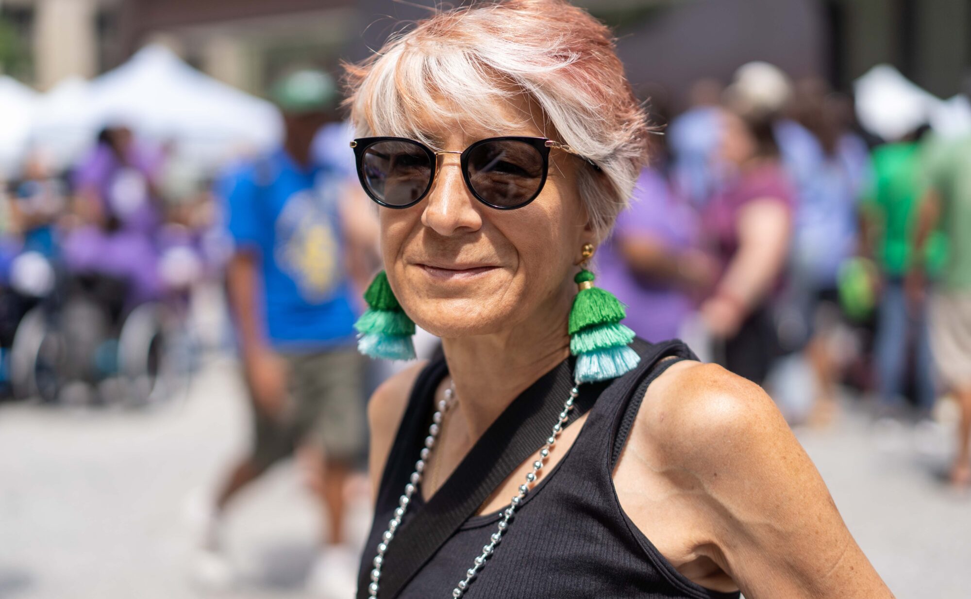 Headshot of Riva Lehrer smiling.